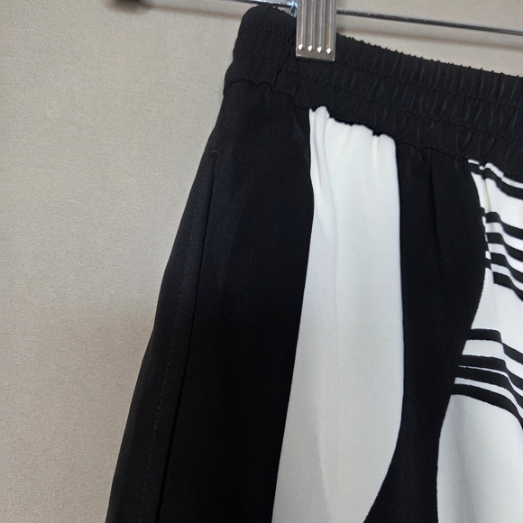 Black and White Women's Pants - Picture 7 of 7